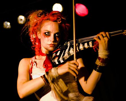 Emilie Autumn Height