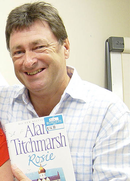 Alan Titchmarsh Height