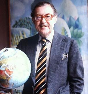 Alan Whicker Height