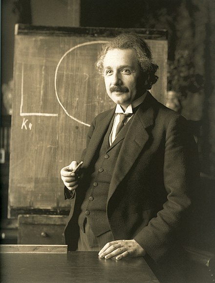 Albert Einstein Height