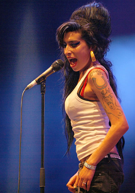 Amy Winehouse Height