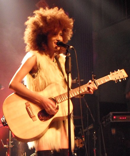 Andy Allo Height