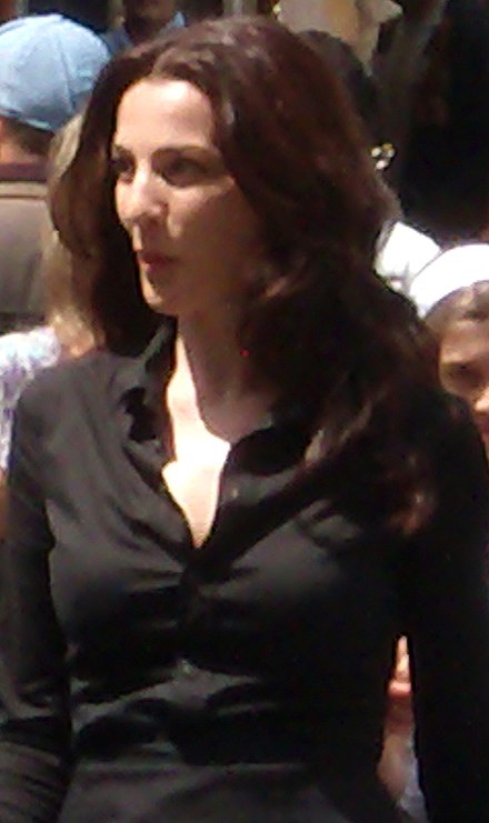 Ayelet Zurer Height
