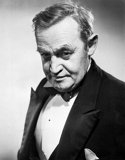 Barry Fitzgerald Height