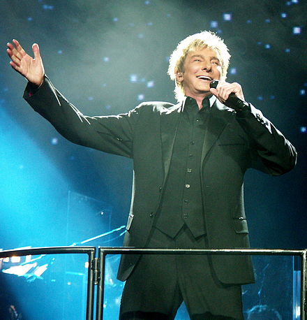 Barry Manilow Height