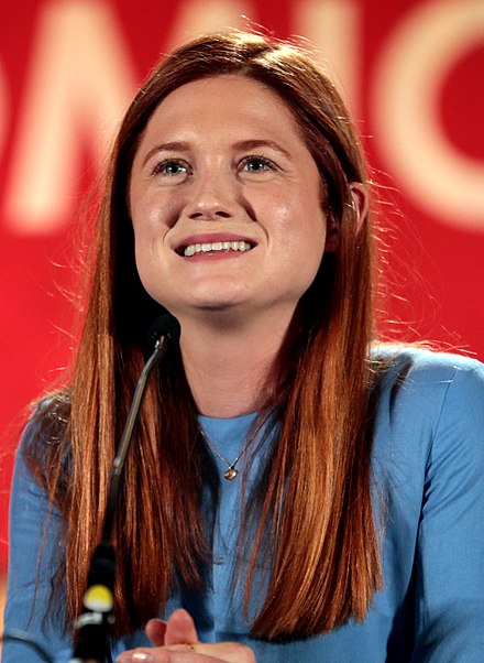 Bonnie Wright Height