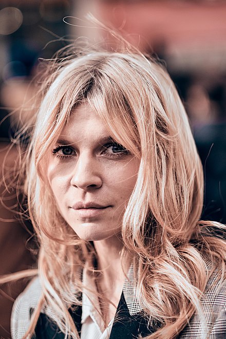 Clemence Poesy Height