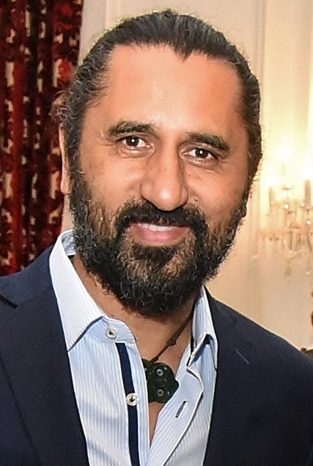 Cliff Curtis Height