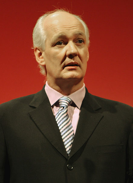 Colin Mochrie Height