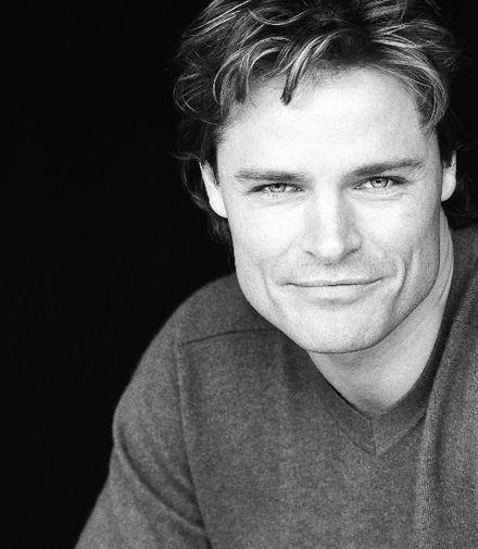 Dylan Neal Height