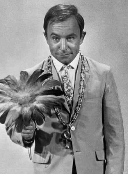 Henry Gibson Height