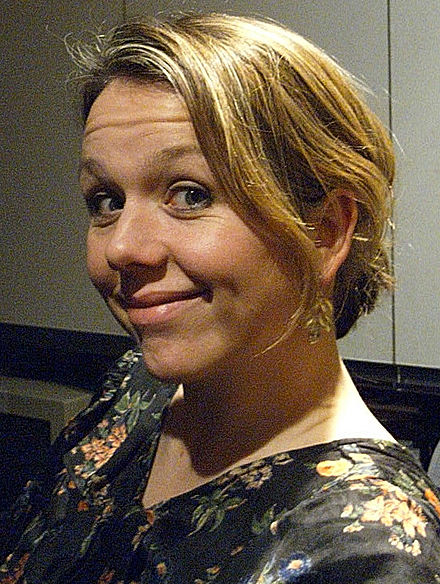 Kerry Godliman Height