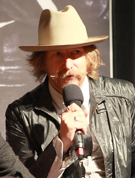 Lew Temple Height