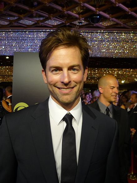 Michael Muhney Height