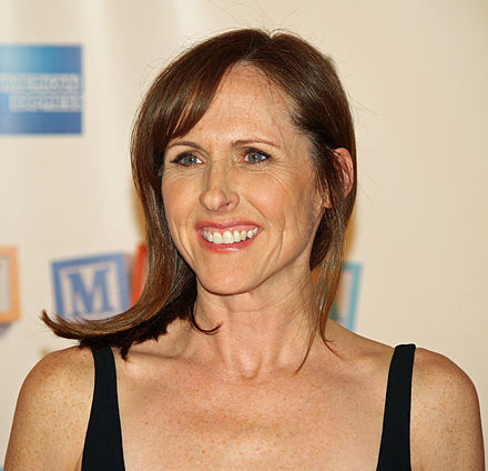 Molly Shannon Height