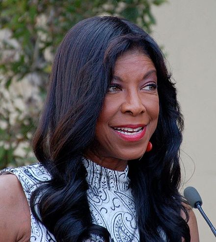 Natalie Cole Height