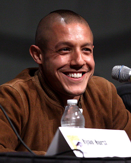 Theo Rossi Height