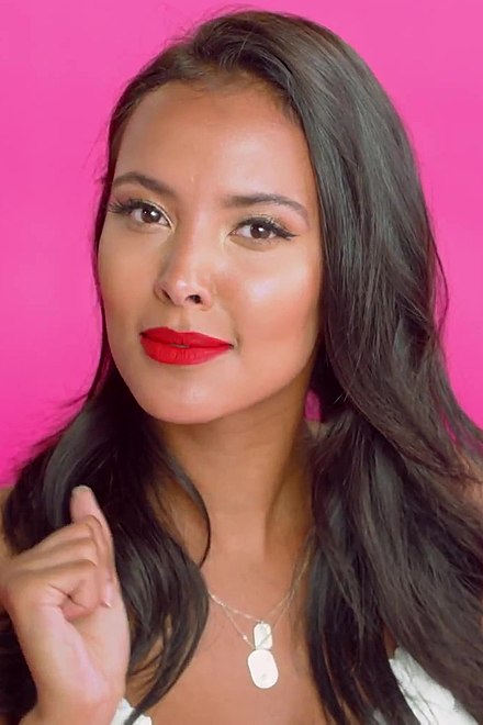 Jasmine Harman Height In Ft feet Cm Meters MrHeight